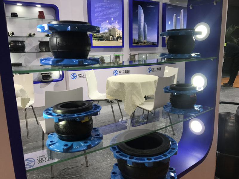 為什么橡膠接頭與對夾式軟密封蝶閥連接后出現(xiàn)泄漏現(xiàn)象? 為什么橡膠接頭與對夾式軟密封蝶閥連接后出現(xiàn)泄漏現(xiàn)象?