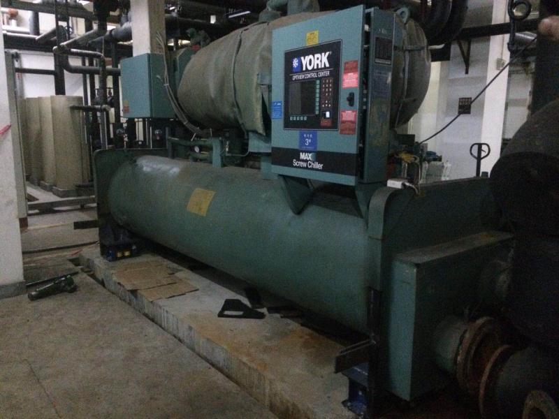 YORK冷水主機安裝彈簧減震器沒效果怎么辦? YORK冷水主機安裝彈簧減震器沒效果怎么辦?