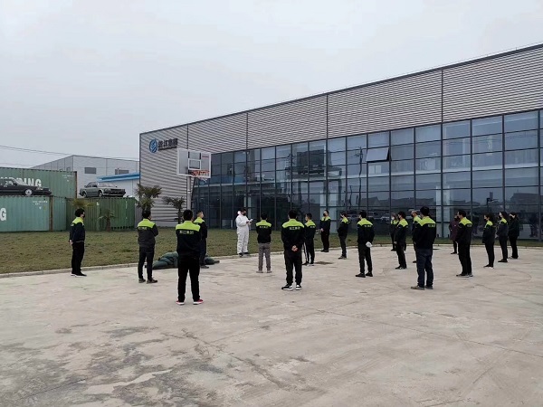 加強疫情防范工作 定期開會培訓 淞江集團在行動